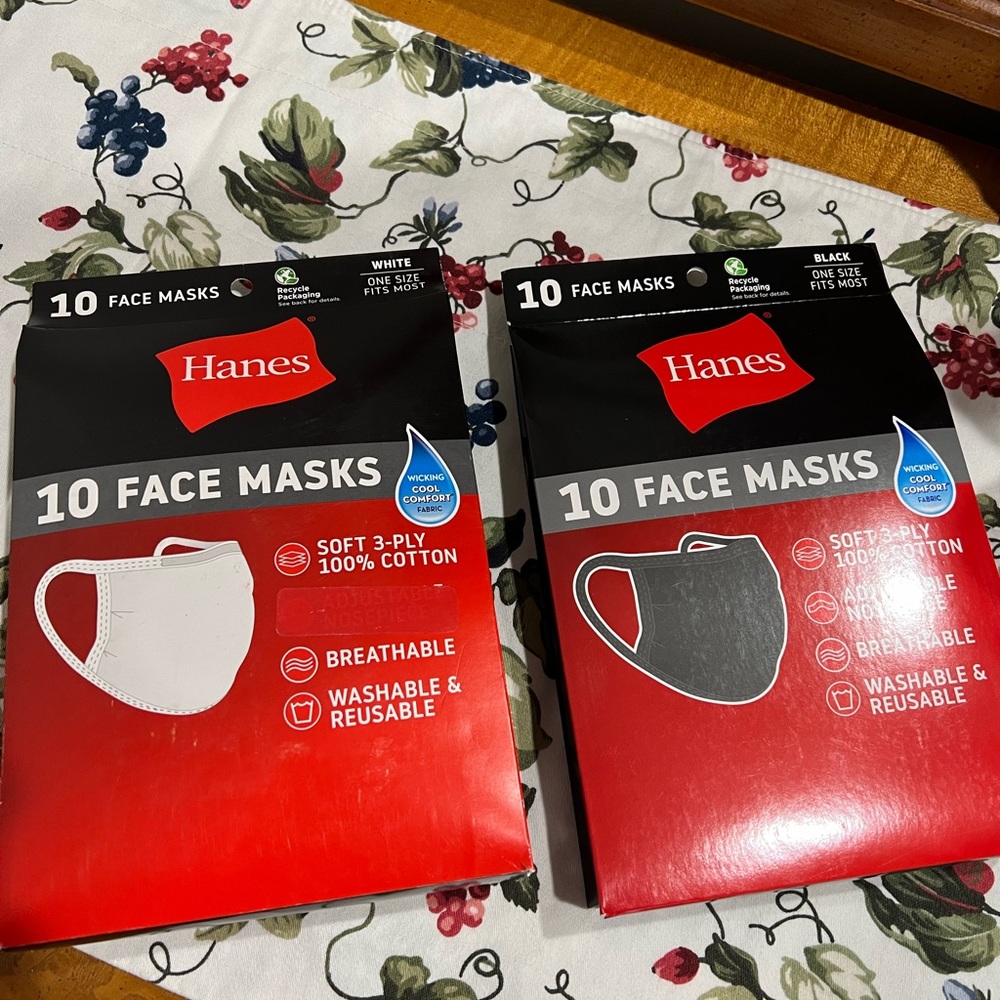 18 Hanes cotton face mask black and white one size fits most